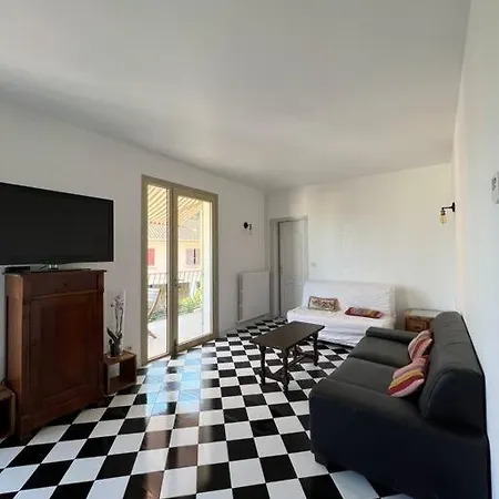 Superbe Logement Avec Jardin Privatif Appartement Hyères