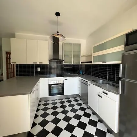 Apartment Superbe Logement Avec Jardin Privatif *
